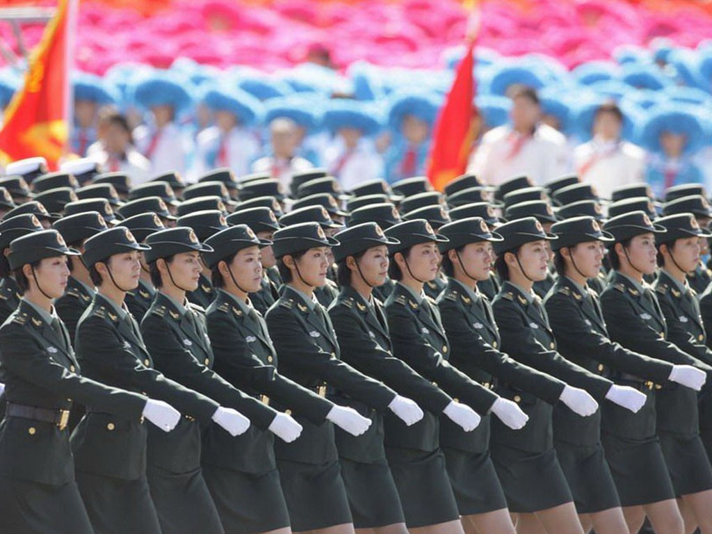 洋溢着笑容-红场阅兵式-女兵方阵 « 免费高清图片预览与下载 « 复网视觉