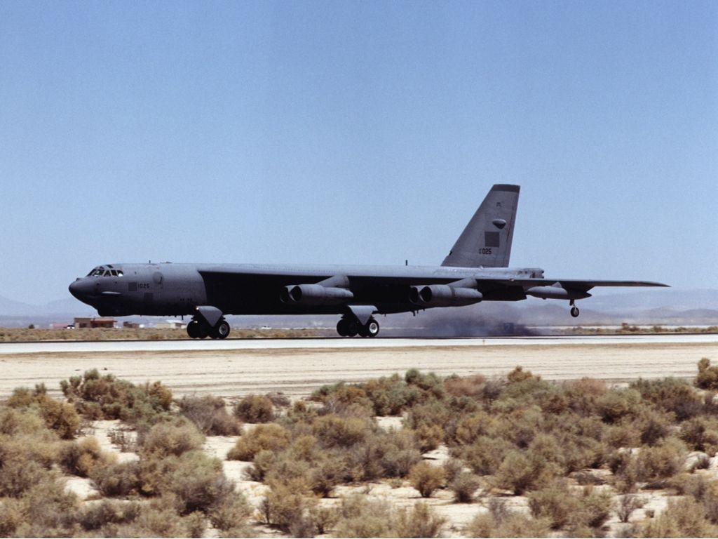 B-52戰略轟炸機 #6 - 1024x768