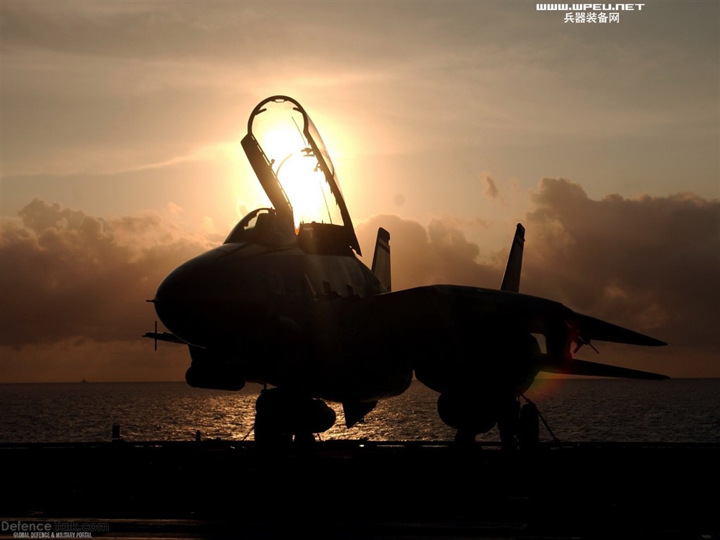 U. S. Navy F14 Tomcat bojovník #11 - 1024x768