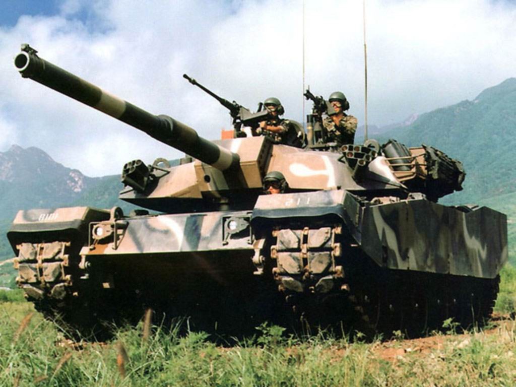 坦克与战士壁纸1 - 1024x768