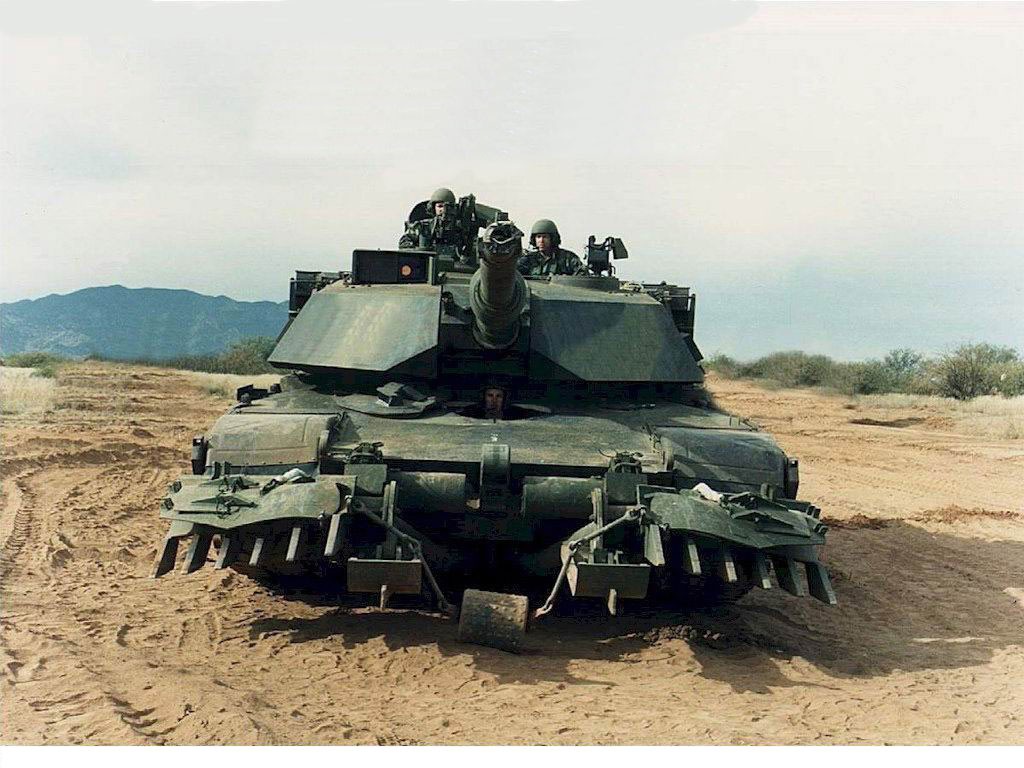 戦車や兵士の壁紙 #4 - 1024x768