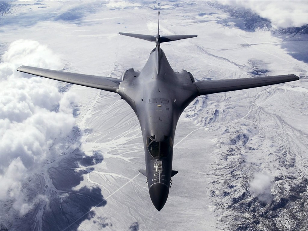 軍用空中裝備英姿壁紙 #32 - 1024x768