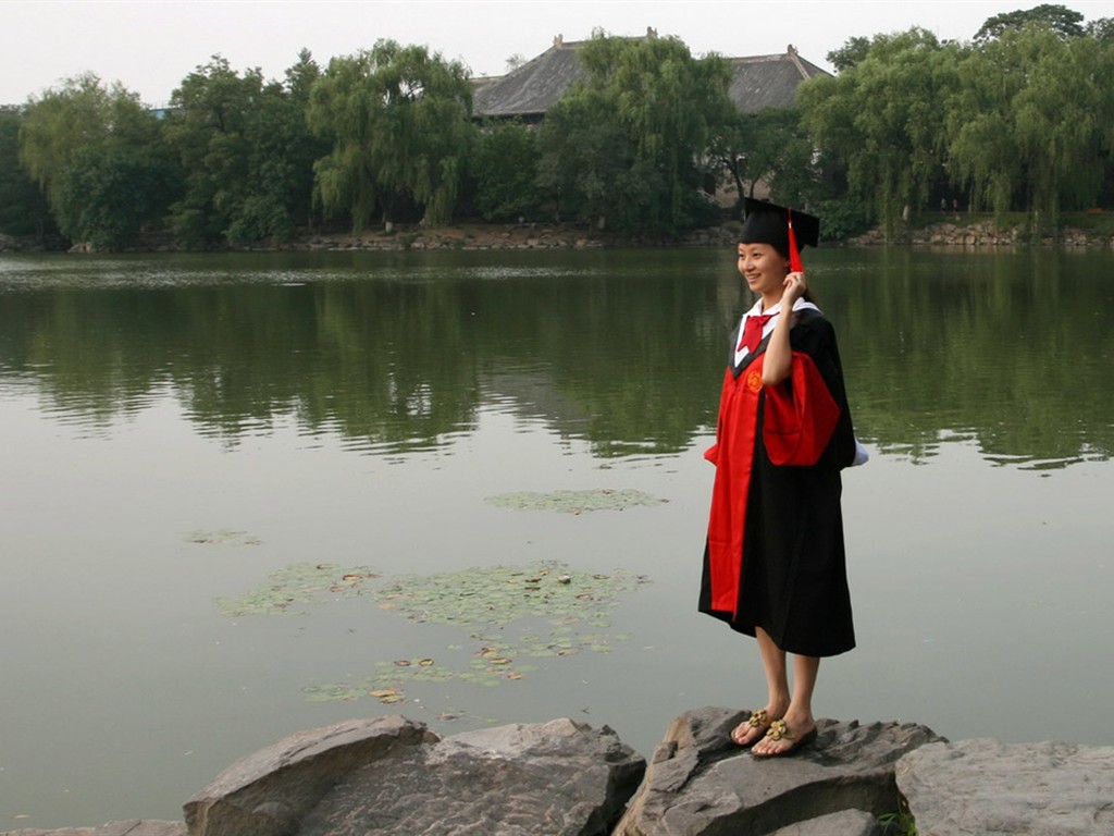 Glimpse of Peking University (Minghu Metasequoia works) #15 - 1024x768