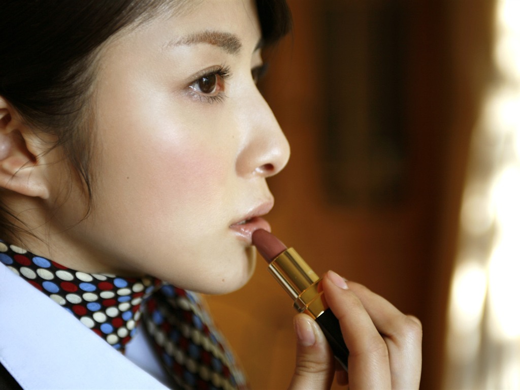 美女松木里菜 壁紙專輯(一) #2 - 1024x768