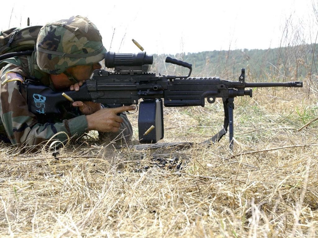 軍事武裝壁紙 #4 - 1024x768