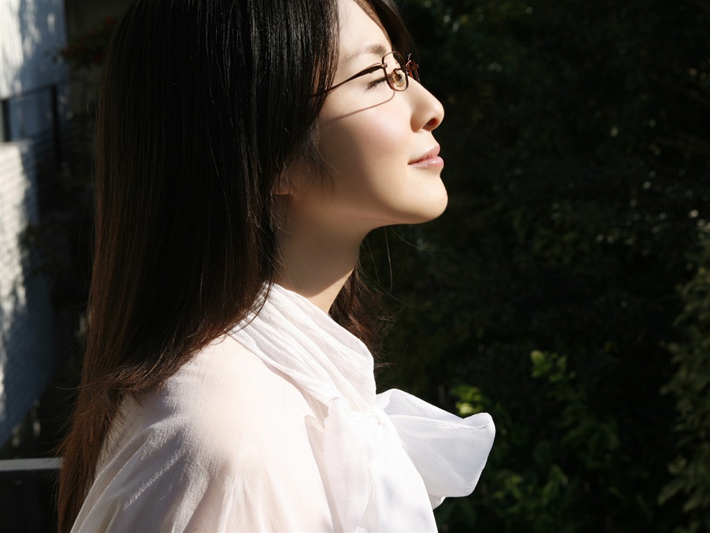 美女松木里菜 壁紙專輯(五) #5 - 1024x768