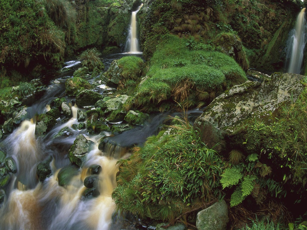 Water streams HD Wallpapers #5 - 1024x768