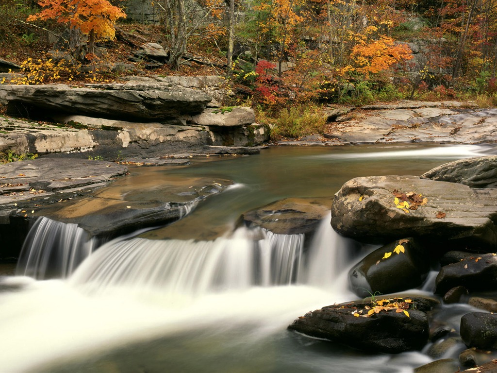 Water streams HD Wallpapers #19 - 1024x768