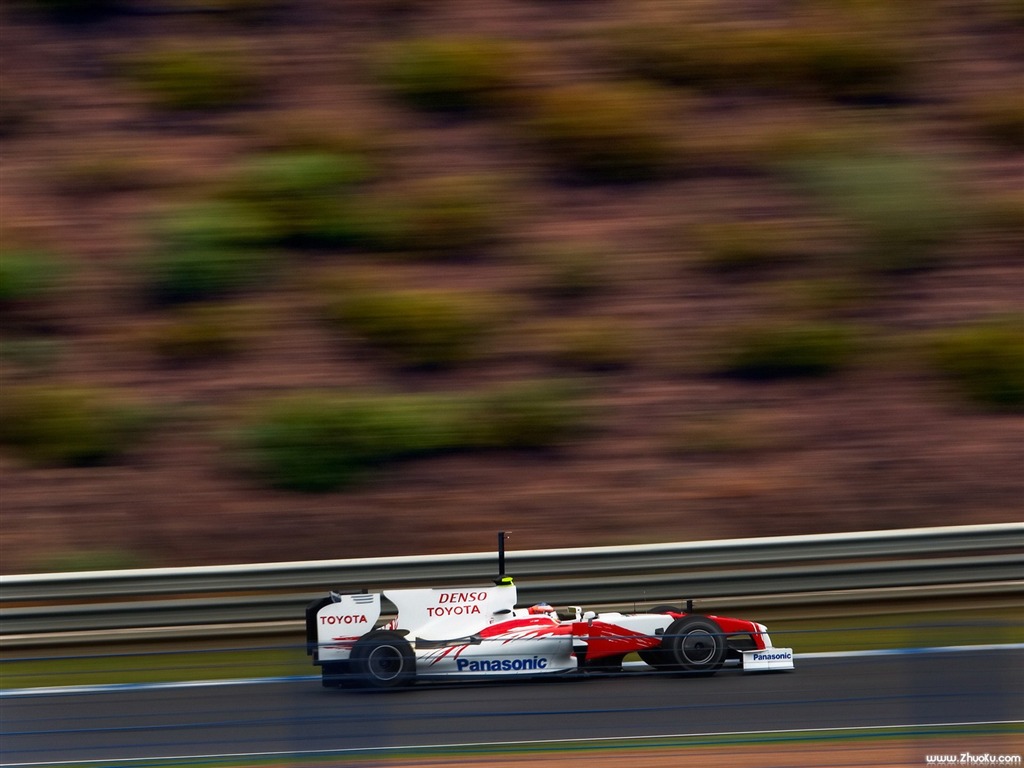 豐田2009 TF109 F1壁紙 #5 - 1024x768
