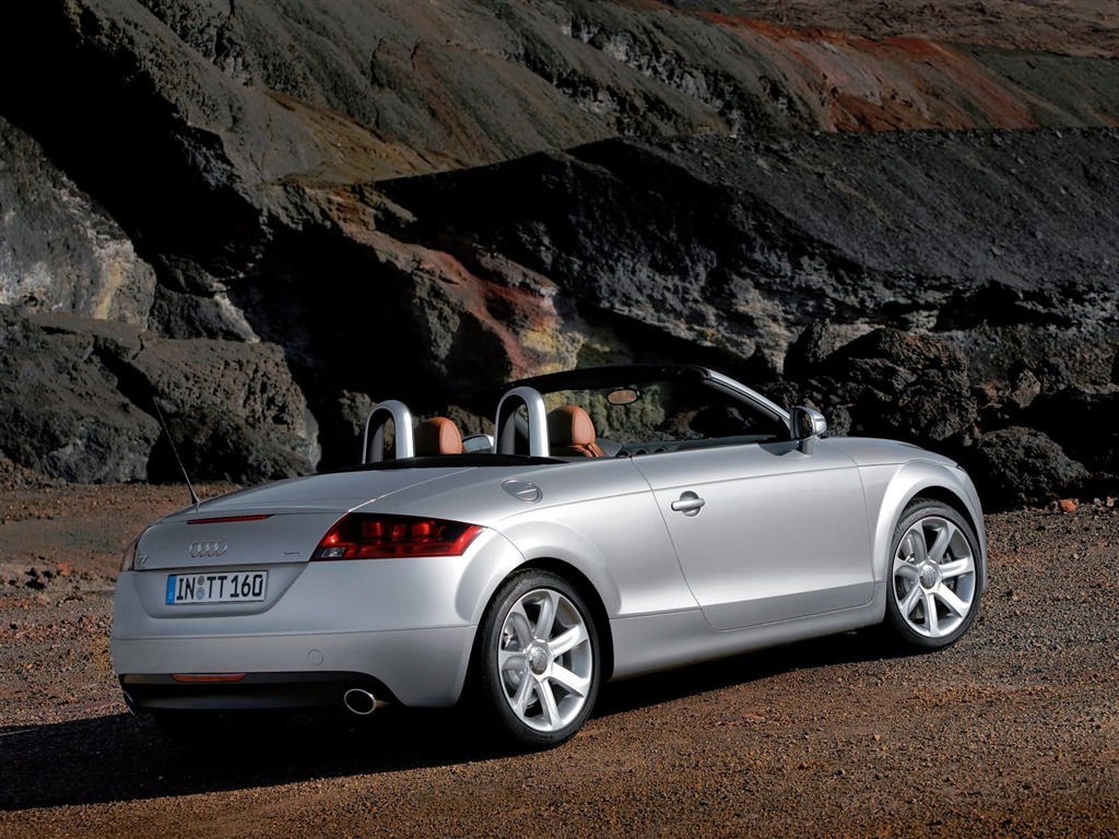 Audi TT Roadster 3.2 Quattro壁紙 #14 - 1024x768