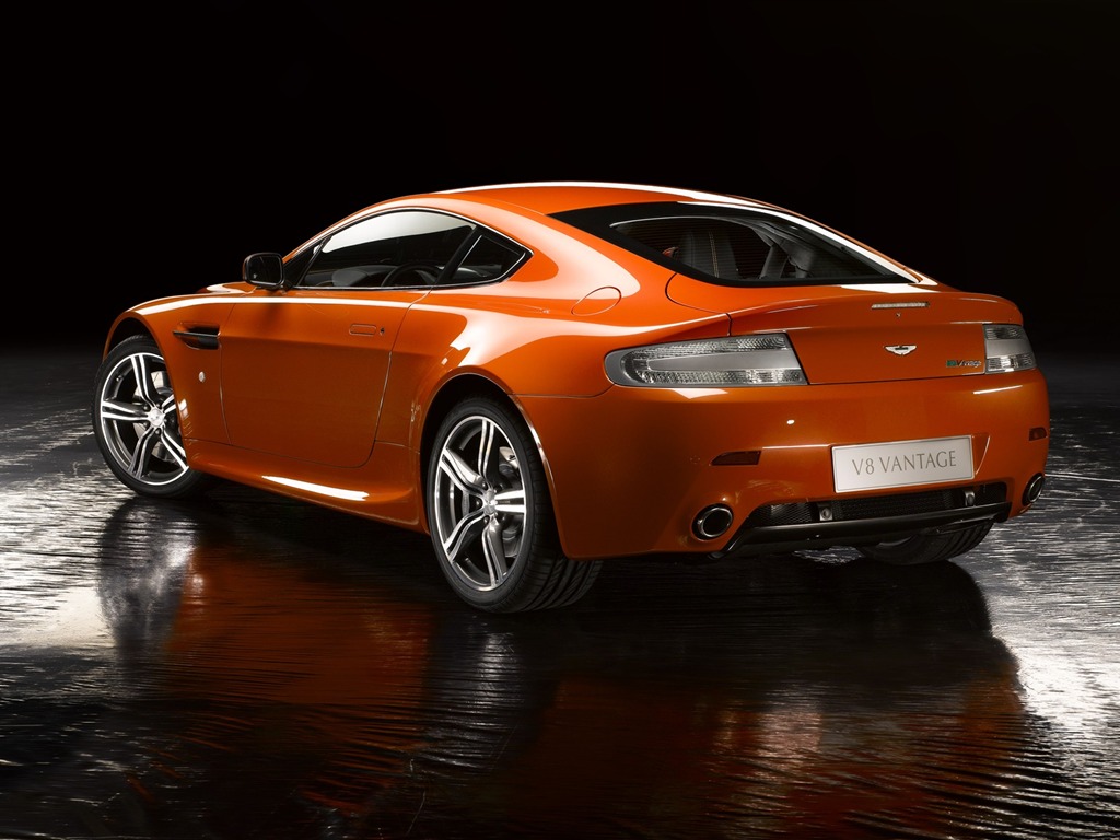 Aston Martin 阿斯頓·馬丁 壁紙(四) #2 - 1024x768