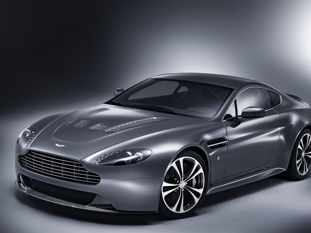 Tapety na plochu Aston Martin (4) #9 - 1024x768