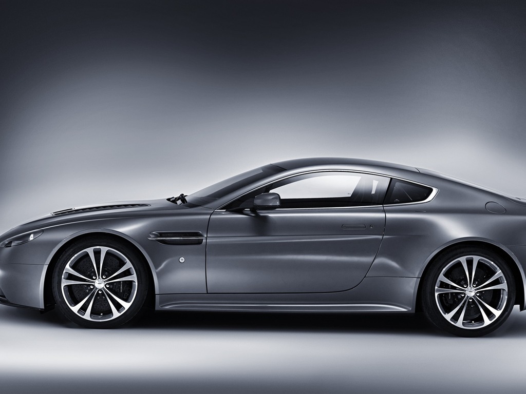 Aston Martin Fondos de pantalla (4) #10 - 1024x768