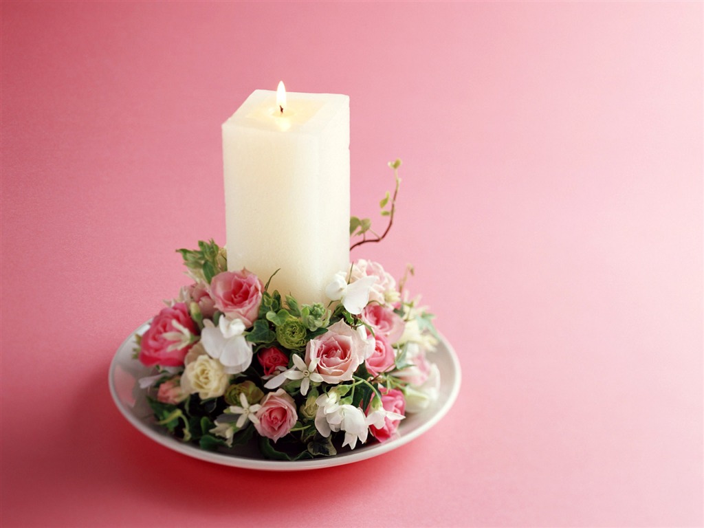 Flowers and gifts wallpaper (2) #20 - 1024x768