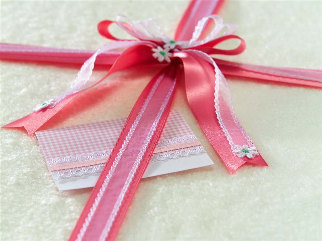 Gift decoration wallpaper (3) #11 - 1024x768