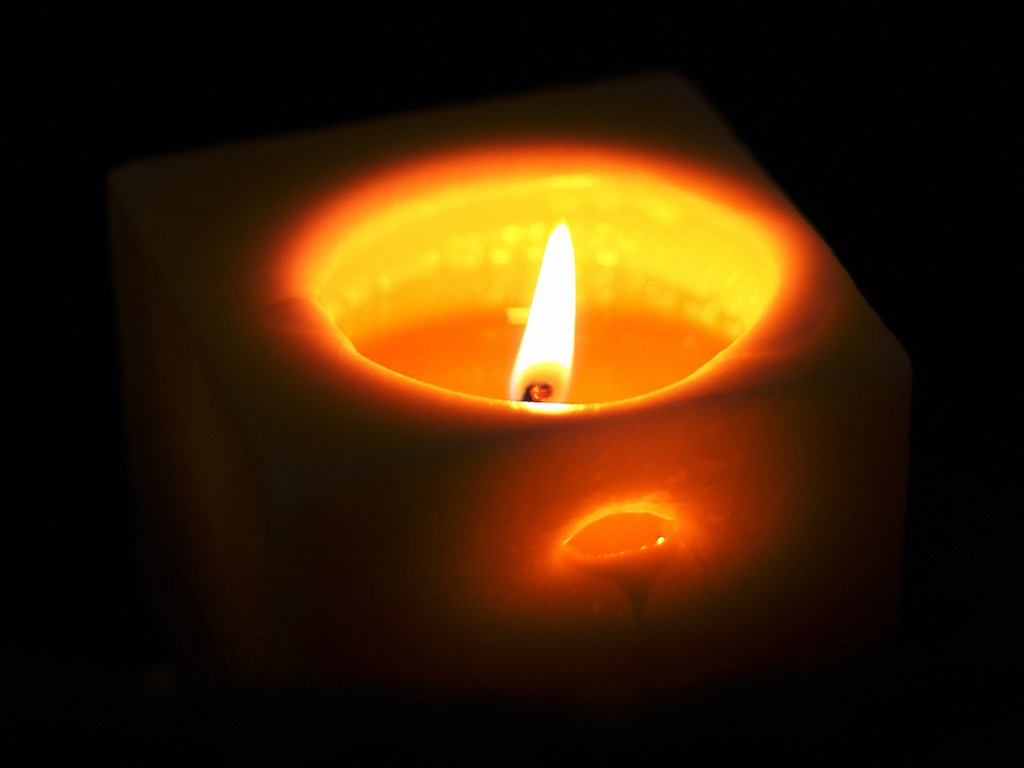 Luz de las velas fondo de pantalla (1) #15 - 1024x768