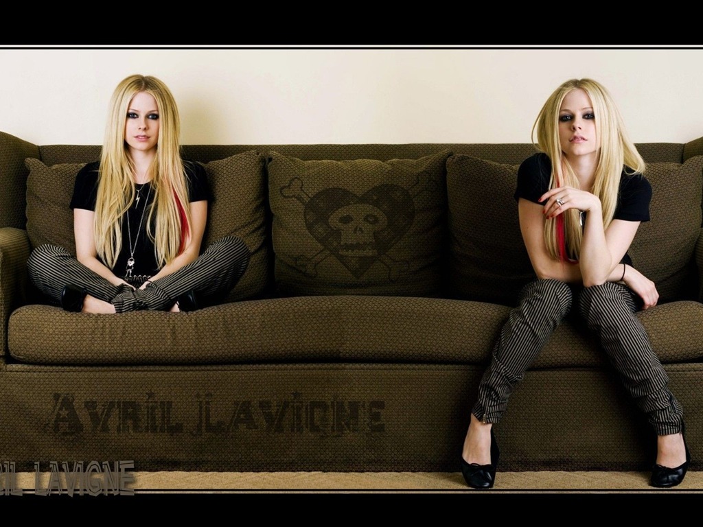 Avril Lavigne krásnou tapetu #17 - 1024x768