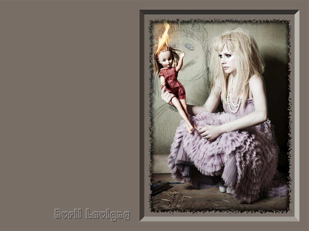 Avril Lavigne 艾薇儿·拉维妮 美女壁纸25 - 1024x768