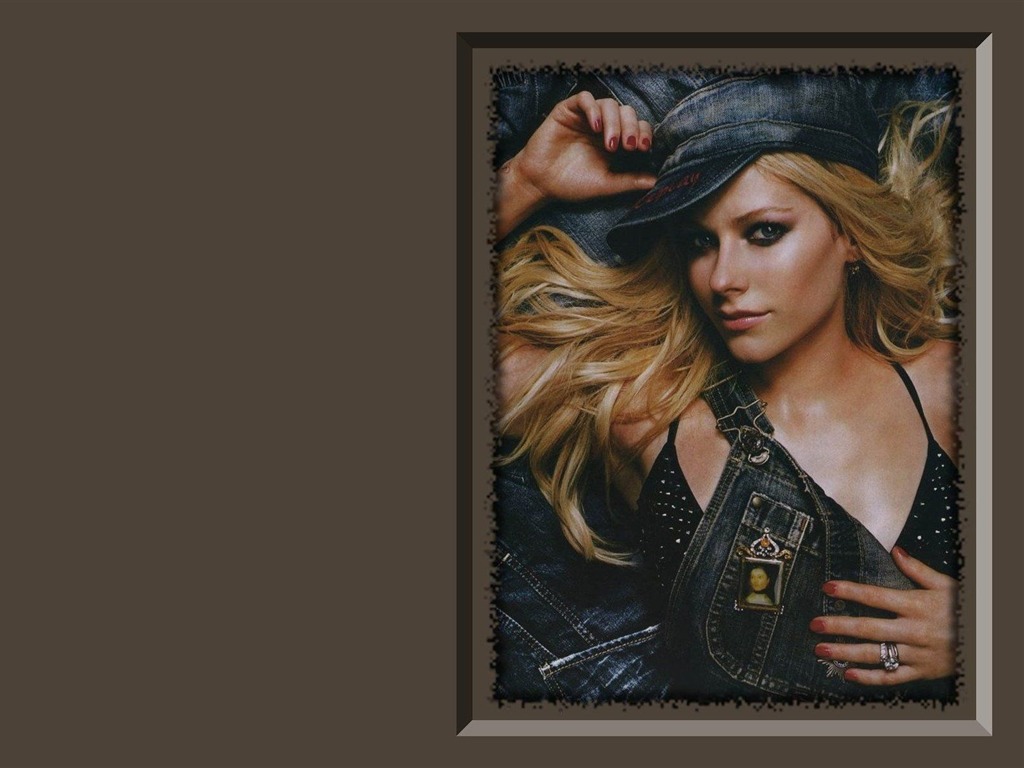 Avril Lavigne krásnou tapetu #27 - 1024x768