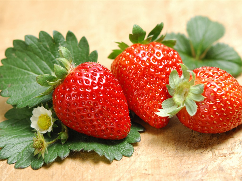 HD Wallpaper frischen Erdbeeren #5 - 1024x768