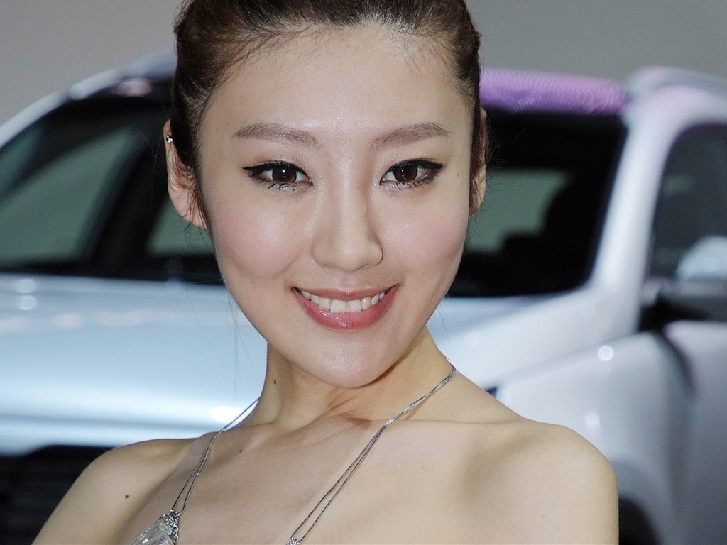2010北京國際車展美女車模(螺紋鋼作品) #24 - 1024x768