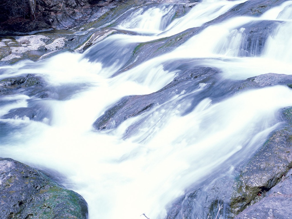 Waterfall streams wallpaper (2) #6 - 1024x768