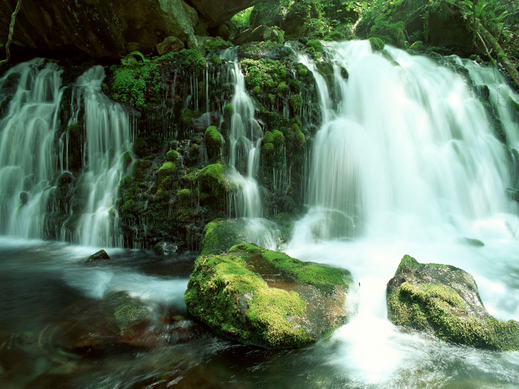 Cascada arroyos fondo de pantalla (2) #18 - 1024x768