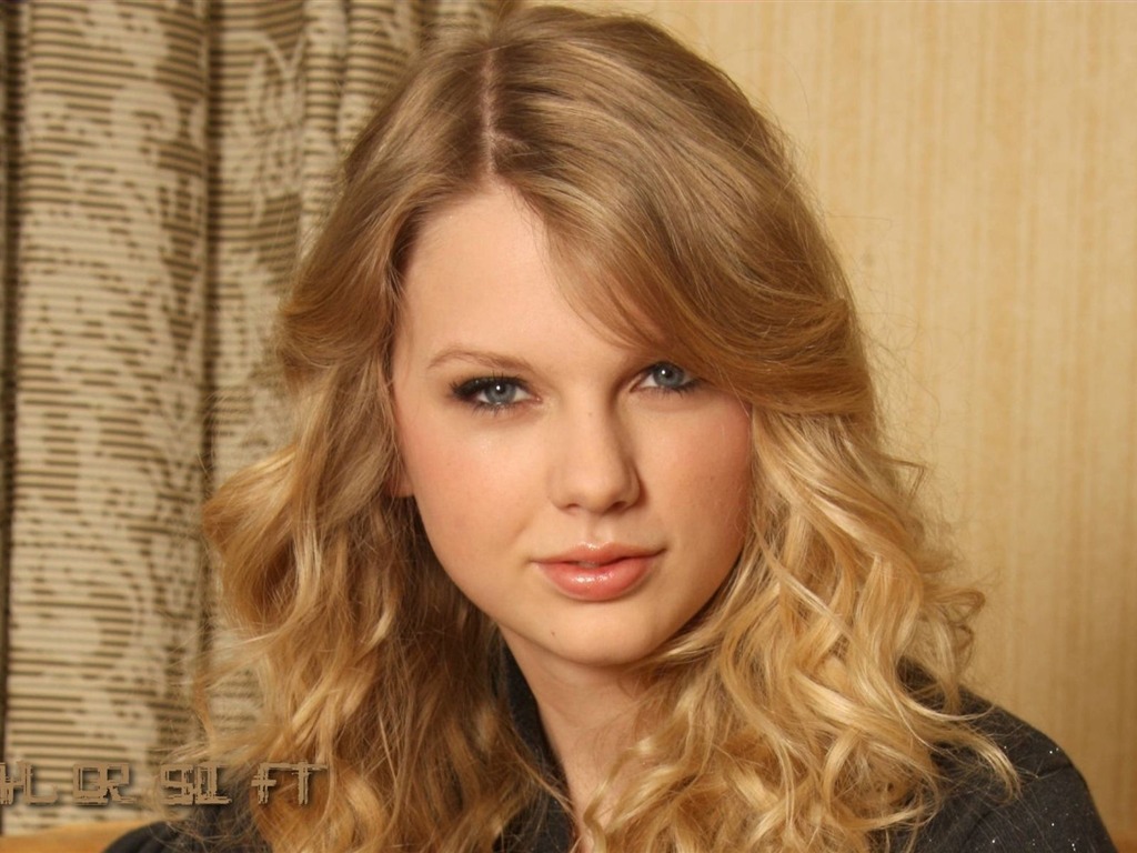 Taylor Swift krásnou tapetu #27 - 1024x768