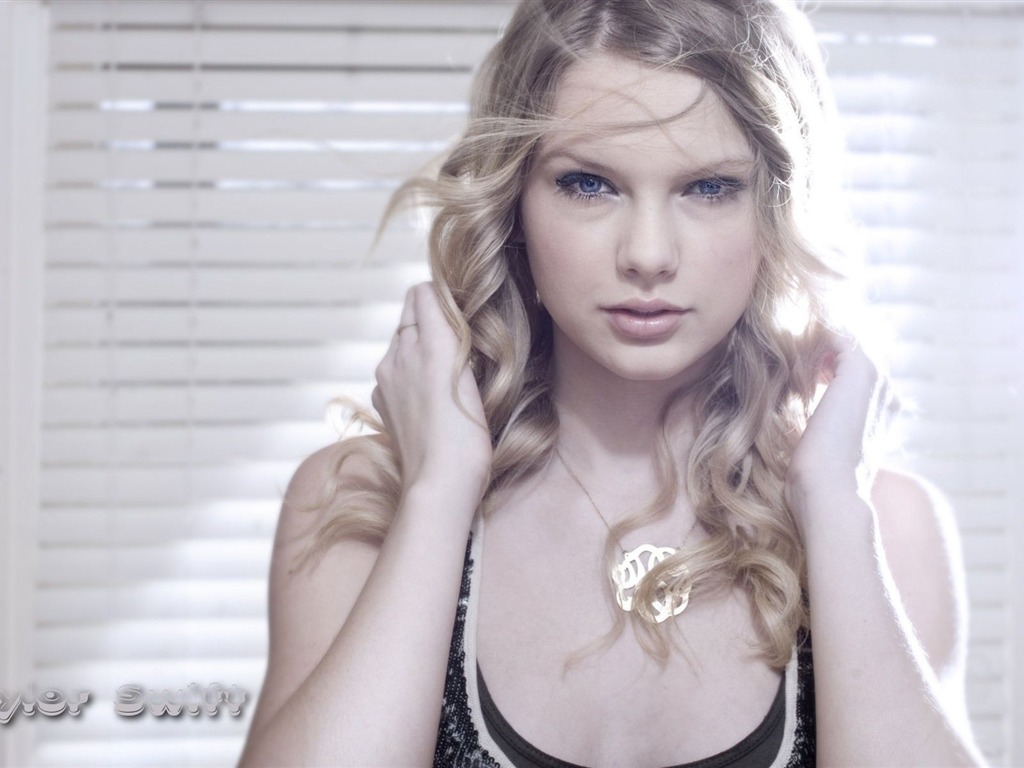Taylor Swift krásnou tapetu #35 - 1024x768