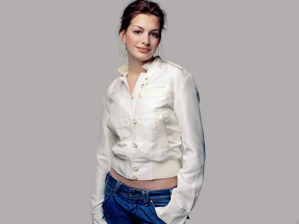 Anne Hathaway beautiful wallpaper (2) #15 - 1024x768