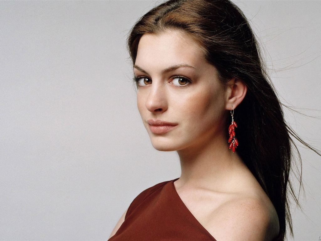 Anne Hathaway 安妮·海瑟薇 美女壁纸(二)18 - 1024x768