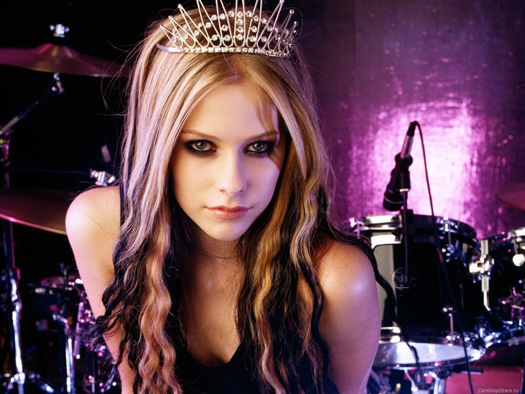 Avril Lavigne hermoso fondo de pantalla (3) #1 - 1024x768