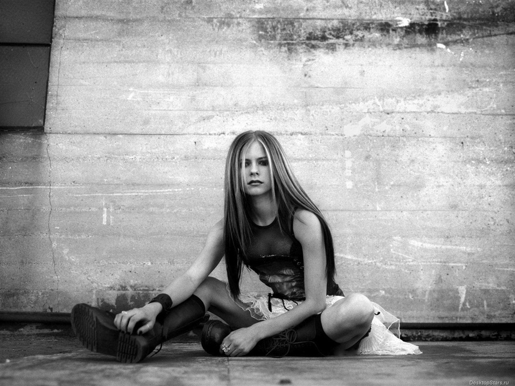 Avril Lavigne krásnou tapetu (3) #7 - 1024x768