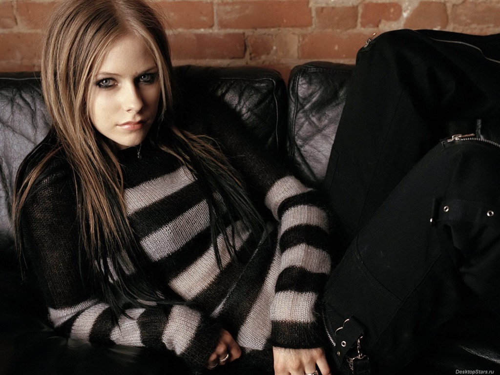 Avril Lavigne hermoso fondo de pantalla (3) #17 - 1024x768