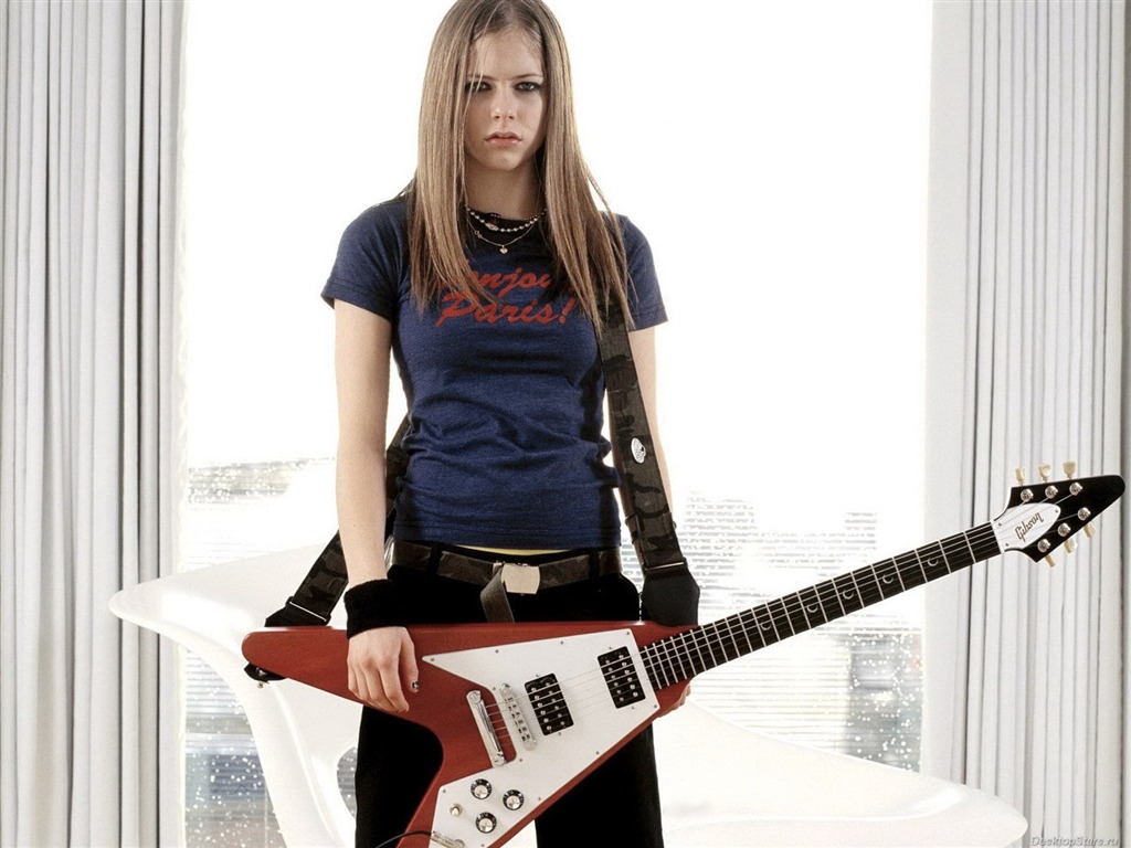 Avril Lavigne hermoso fondo de pantalla (3) #18 - 1024x768