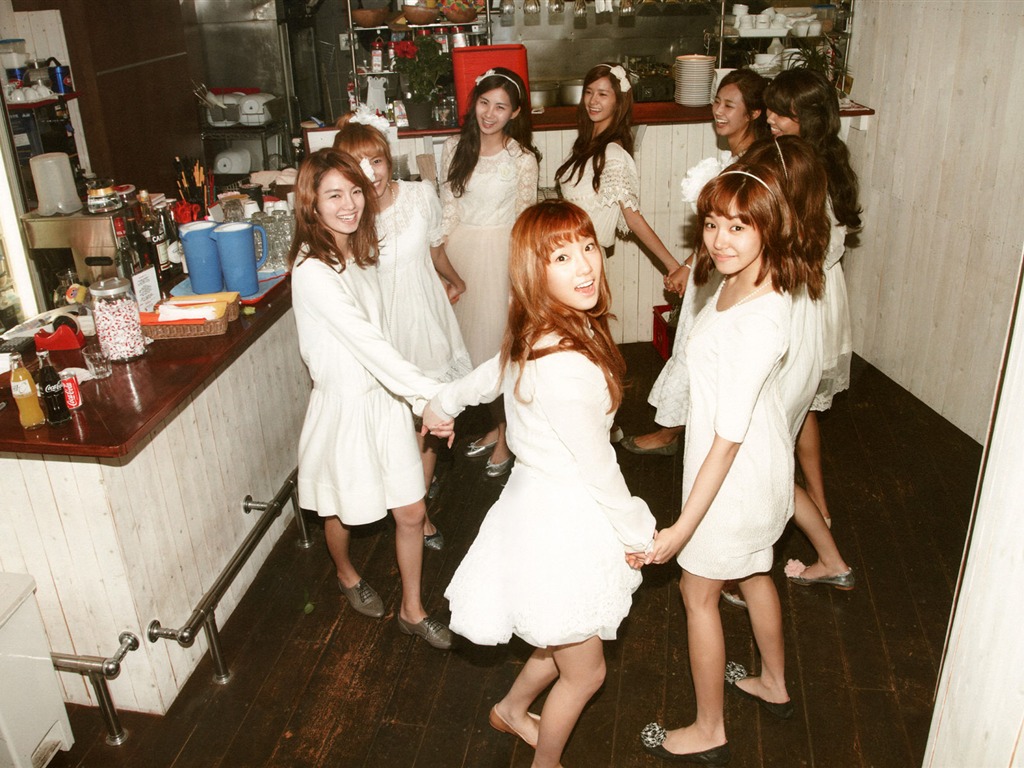 Fond d'écran Generation Girls (6) #11 - 1024x768
