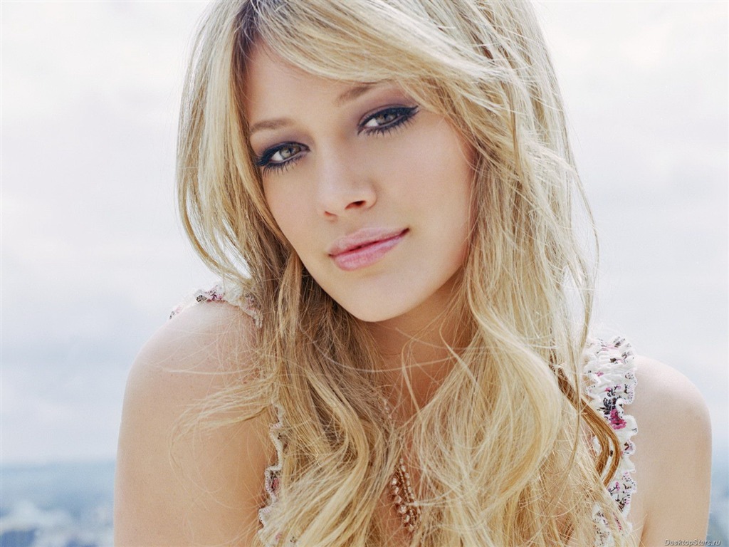 Hilary Duff hermoso fondo de pantalla (2) #16 - 1024x768