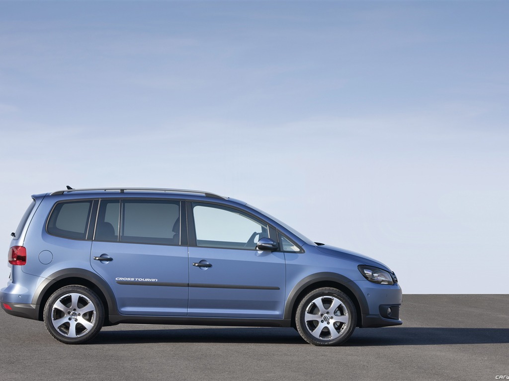 Volkswagen CrossTouran - 2010 fonds d'écran HD #10 - 1024x768