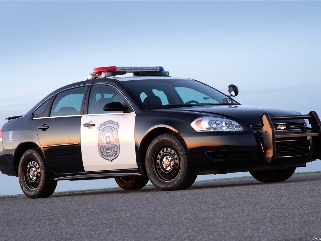 Chevrolet Impala véhicule par la Police - 2011 fonds d'écran HD #1 - 1024x768