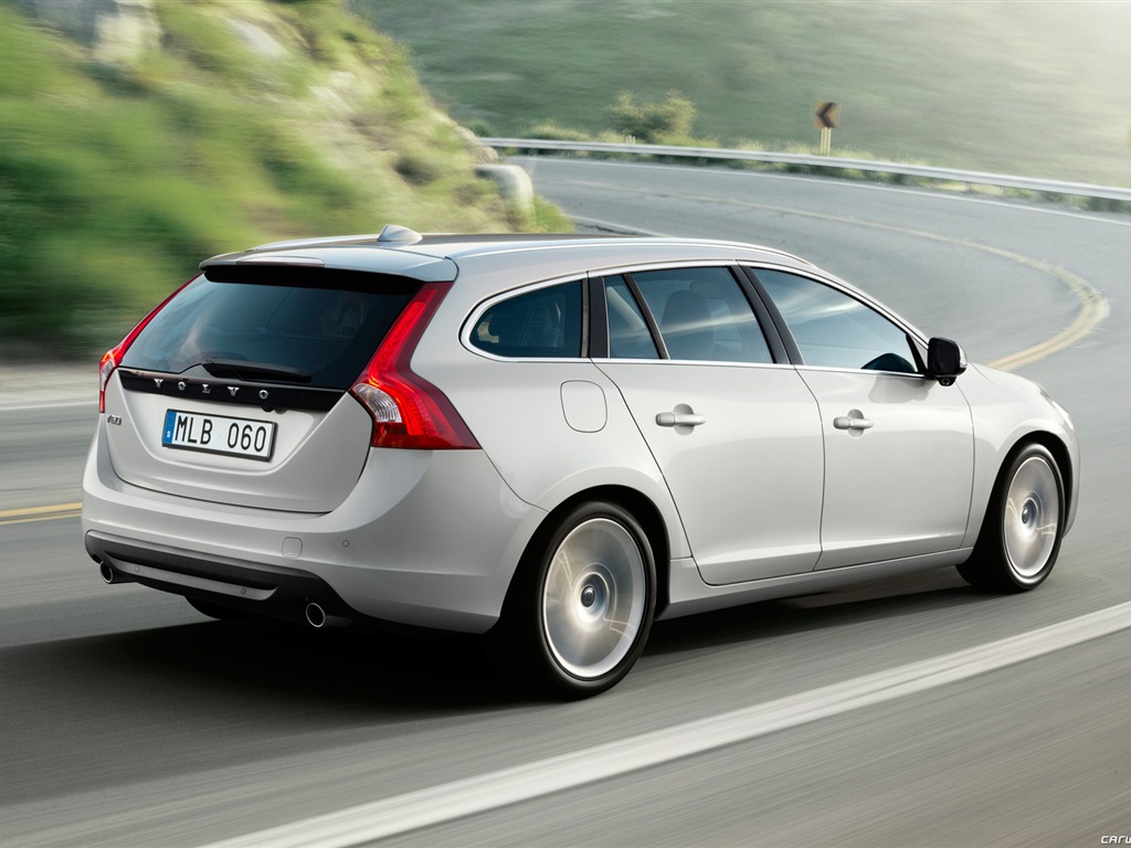 Volvo V60 - 2010 fonds d'écran HD #14 - 1024x768