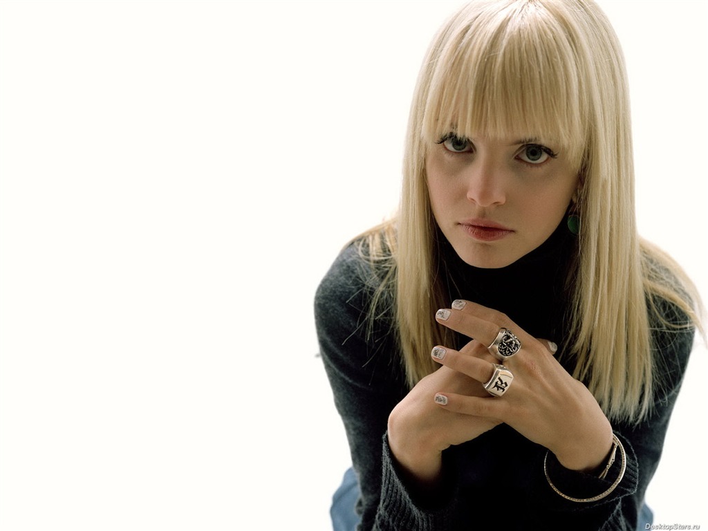 Mena Suvari 米娜·蘇瓦莉 美女壁紙 #35 - 1024x768