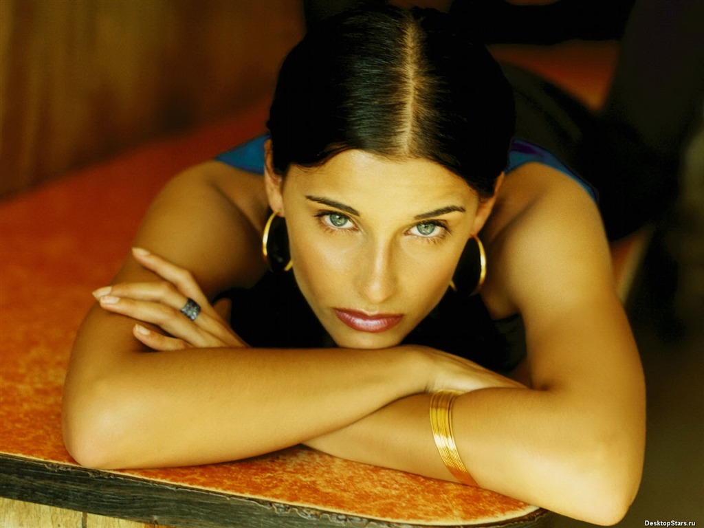 Nelly Furtado schöne Tapete #9 - 1024x768