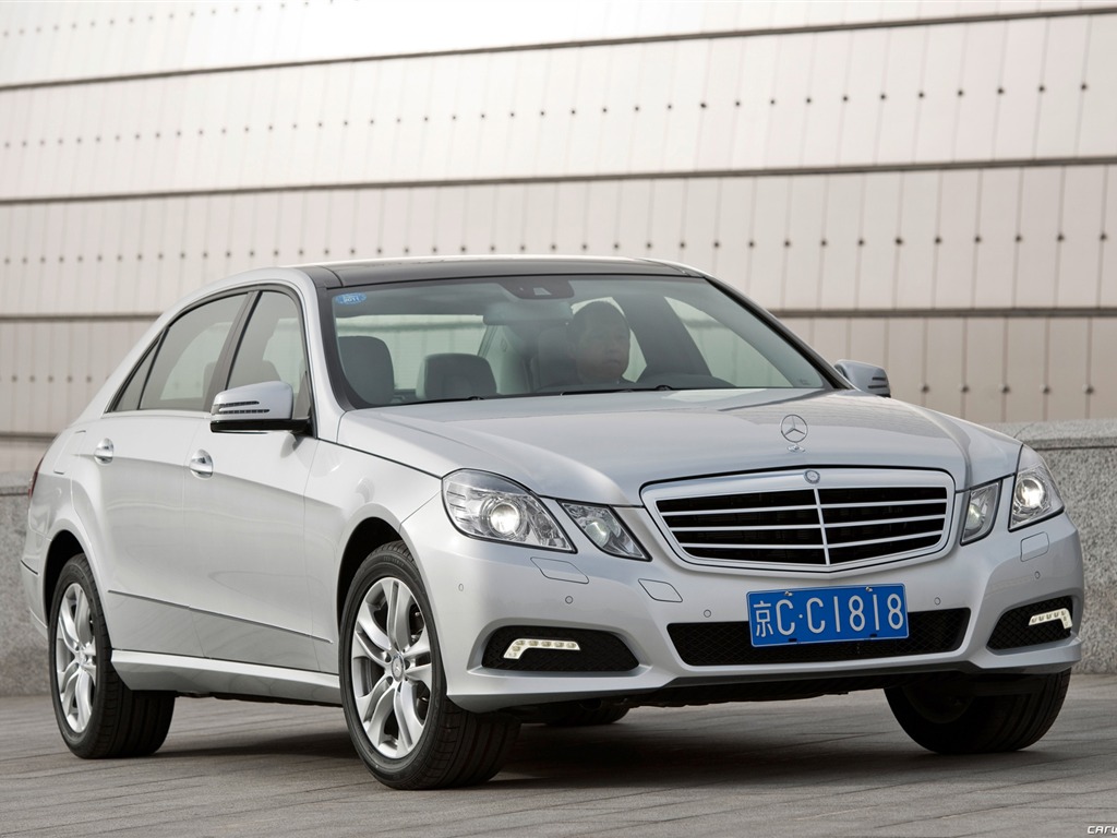 Mercedes-Benz E-Class Long Version - 2010 奔驰1 - 1024x768