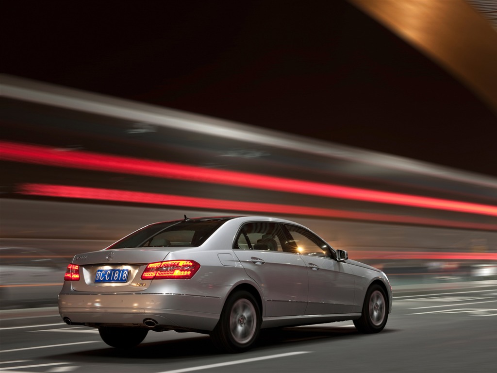 Mercedes-Benz E-Class Long Version - 2010 奔馳 #3 - 1024x768