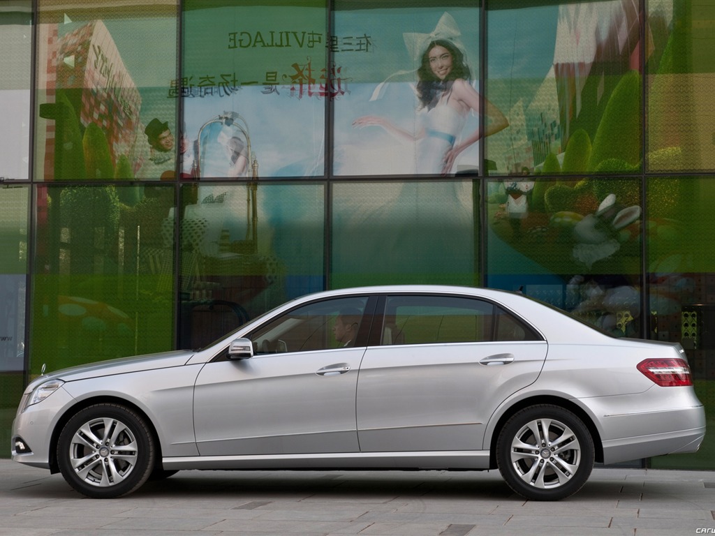 Mercedes-Benz E-Class Long Version - 2010 奔驰6 - 1024x768