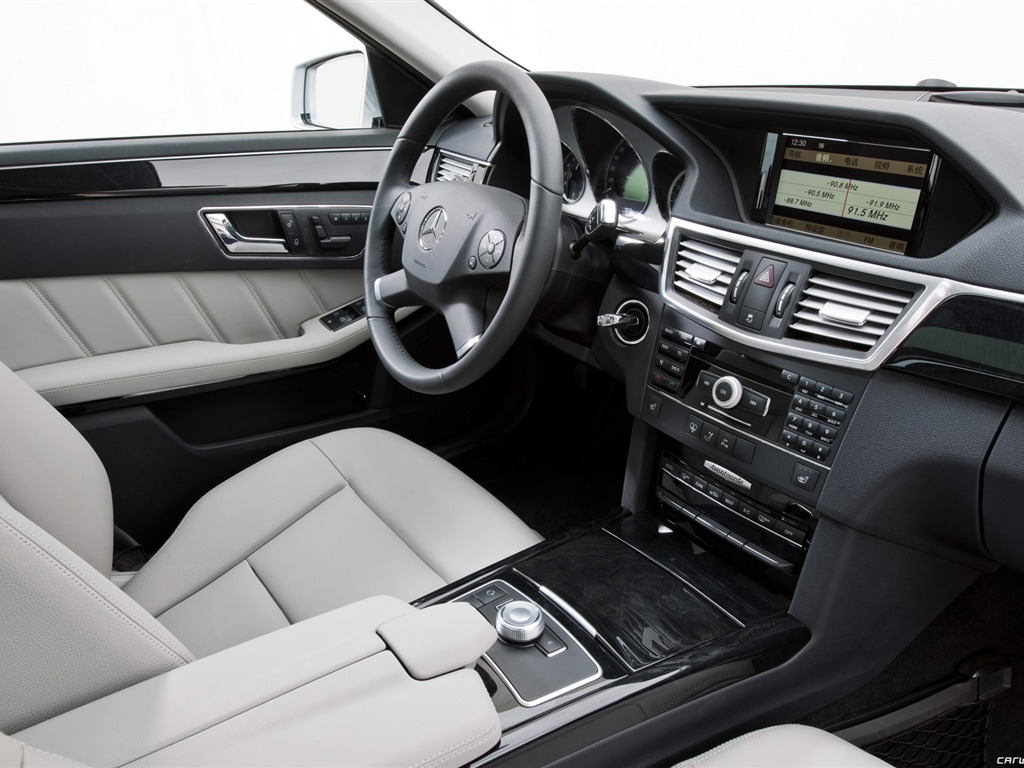 Mercedes-Benz E-Class Long Version - 2010 奔馳 #13 - 1024x768