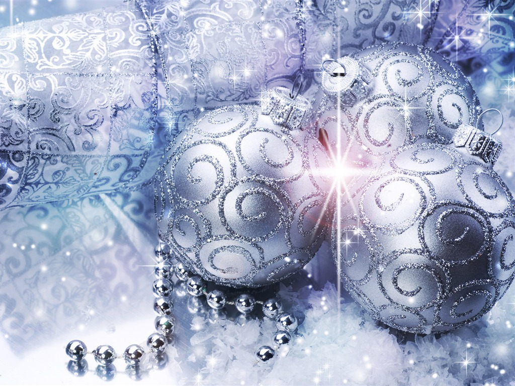 Christmas balls wallpaper (6) #3 - 1024x768