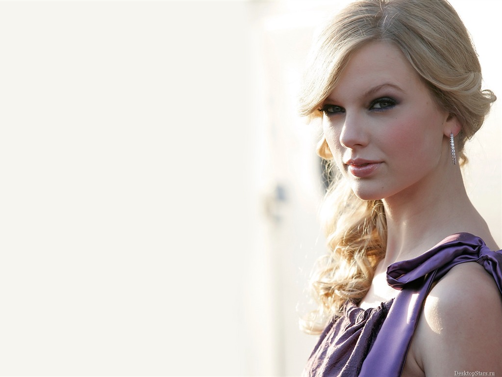 Taylor Swift 泰勒·斯威芙特 美女壁紙(二) #15 - 1024x768