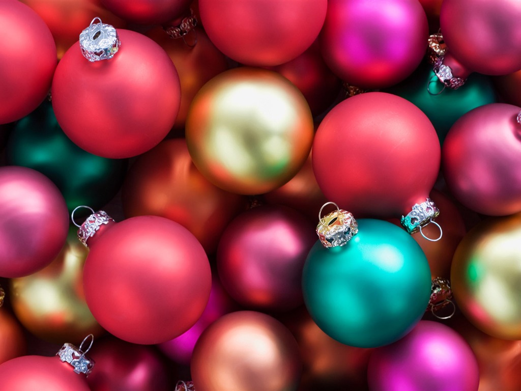 Christmas balls wallpaper (8) #13 - 1024x768