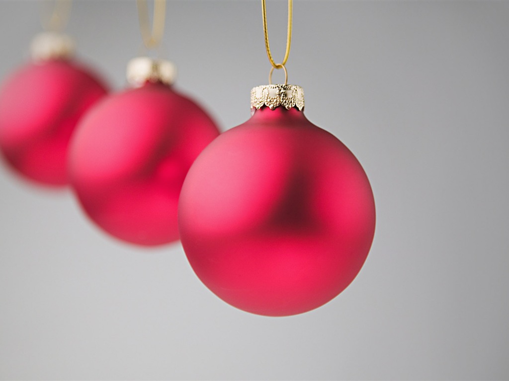 Christmas balls wallpaper (8) #15 - 1024x768